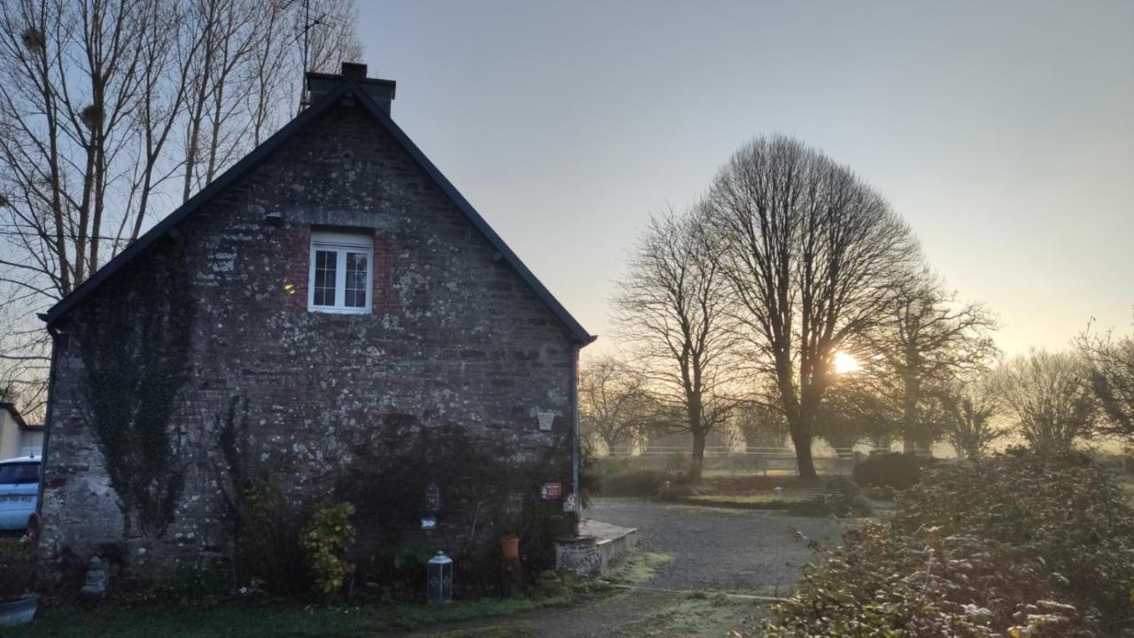 Domaine De L'Hotel Au Franc フルーリー エクステリア 写真
